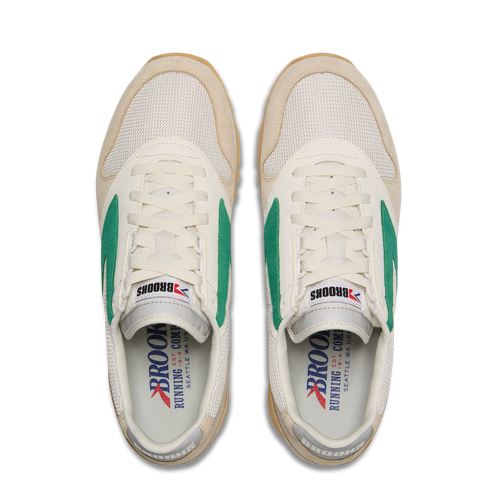 Brooks Chariot