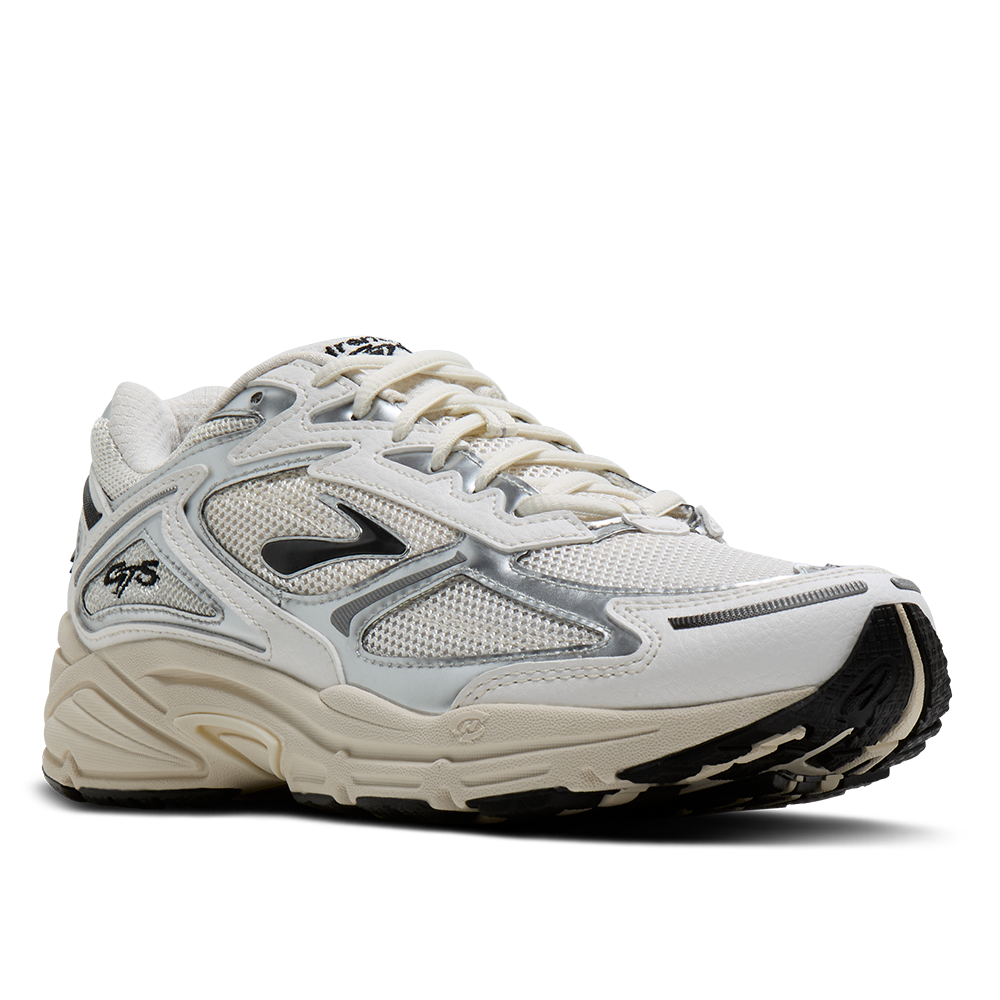 Brooks Adrenaline GTS 4