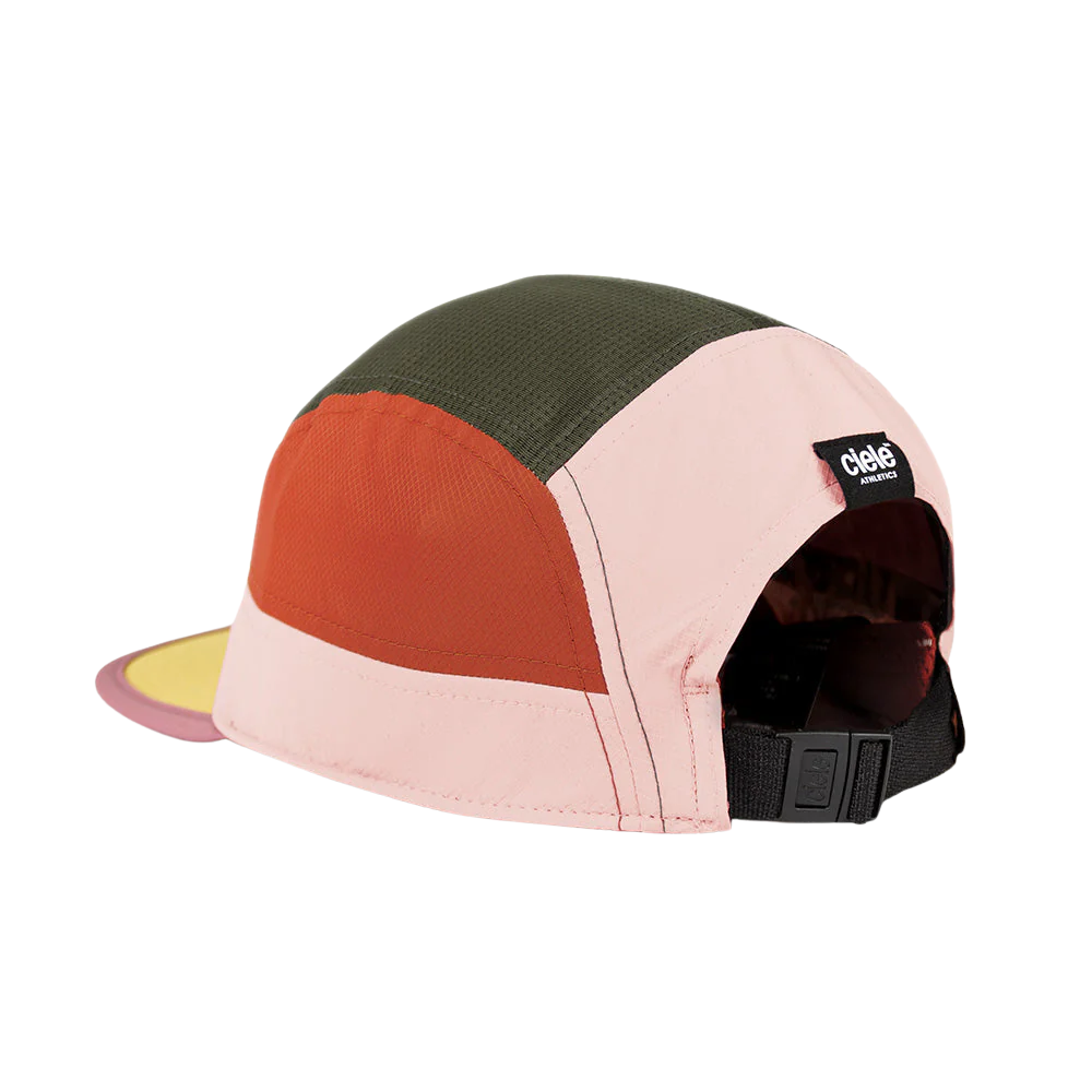 Ciele GOCap Field Iconic Bar Peachskin Running Cap