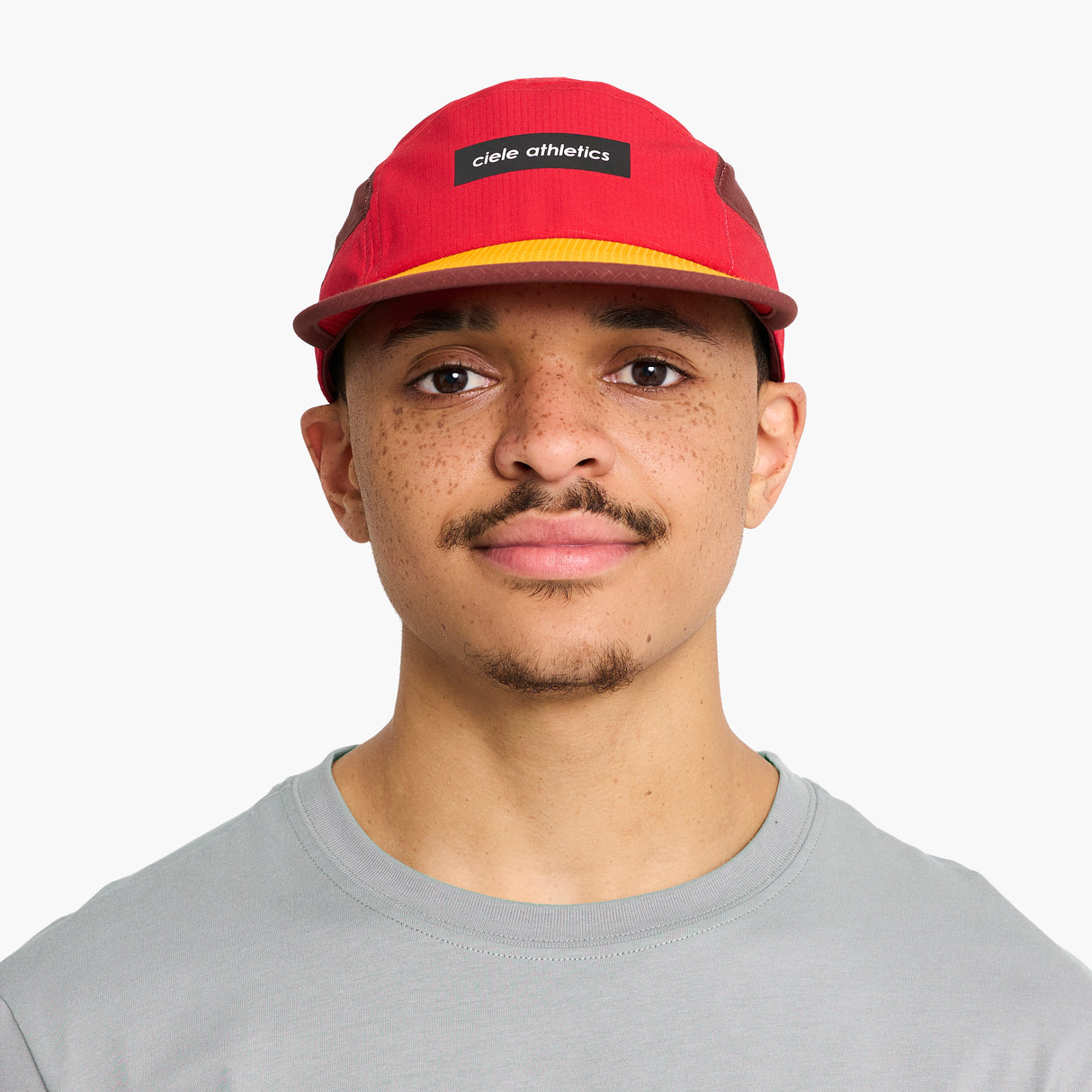 Ciele GOCap Field Iconic Bar Red Andorra Running Cap