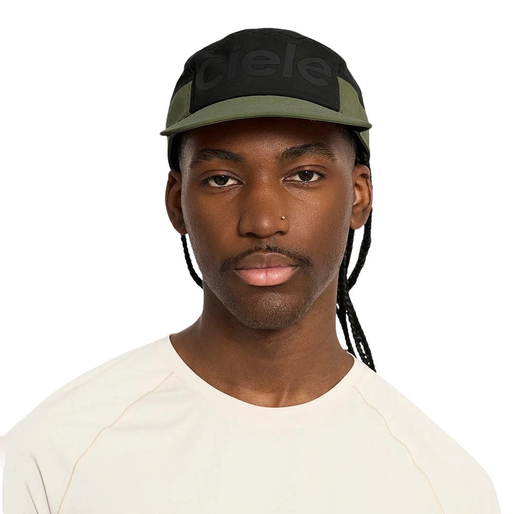 Ciele GOCap Comp Century Black Kombu Running Cap