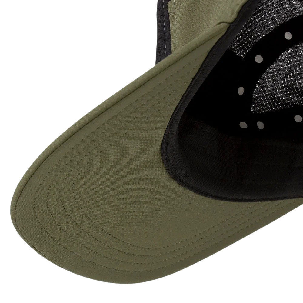 Ciele GOCap Comp Century Black Kombu Running Cap