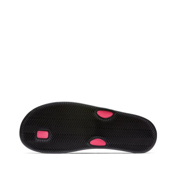 Nike Women's Bella Kai Thong
