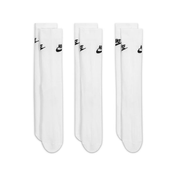 Nike Sportswear Everyday Essential Crew Socks (3 Pairs)
