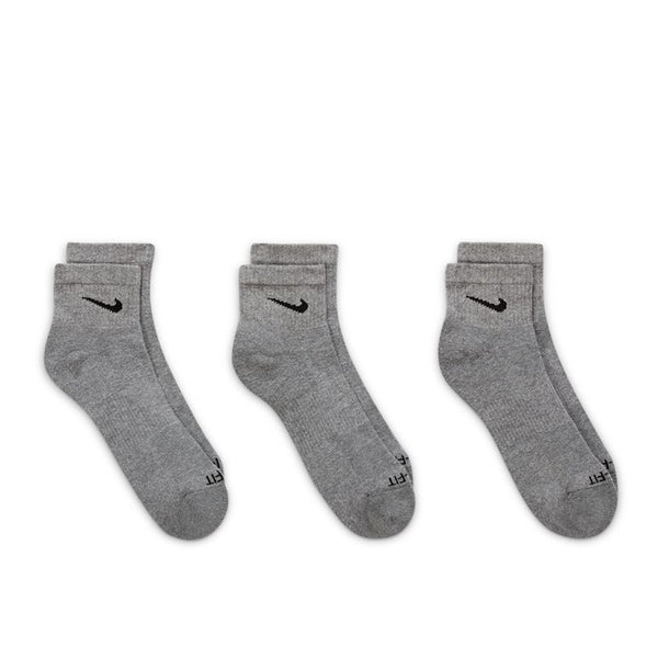 Nike Everyday Plus Cushioned Training Ankle Socks (3 Pairs)