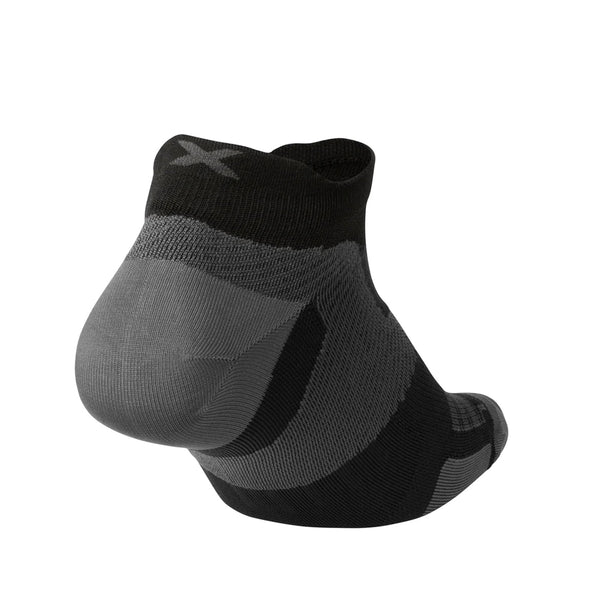 2XU Vectr Ultralight No Show Compression Socks